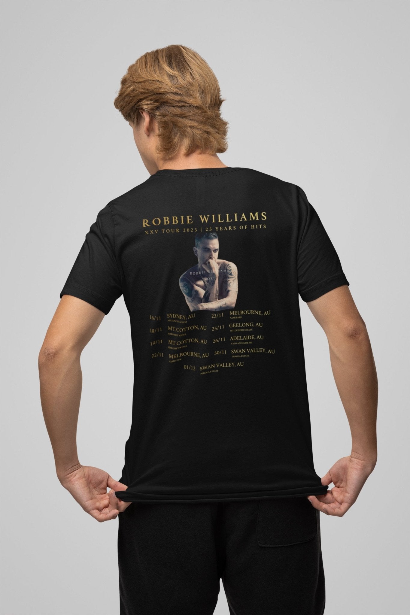 Crowned Royalty: Robbie Williams XXV Tour 2023 T-Shirt - Three2Tango Tee's